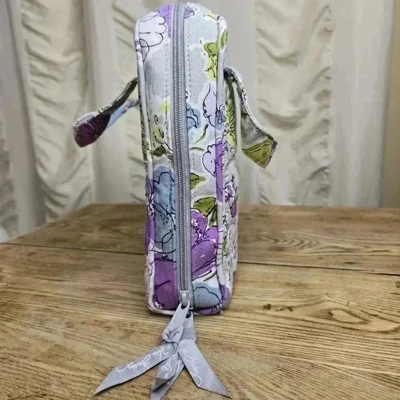 Vera Bradley Tech Organizer Watercolor - Picture 5 of 12